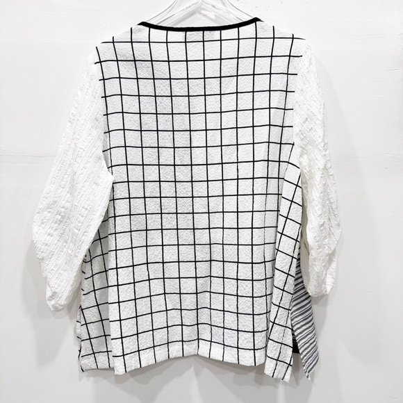 Sidestreet Boutique Printed Loose Fit Lagenlook Textured Top One Size - Picture 6 of 6